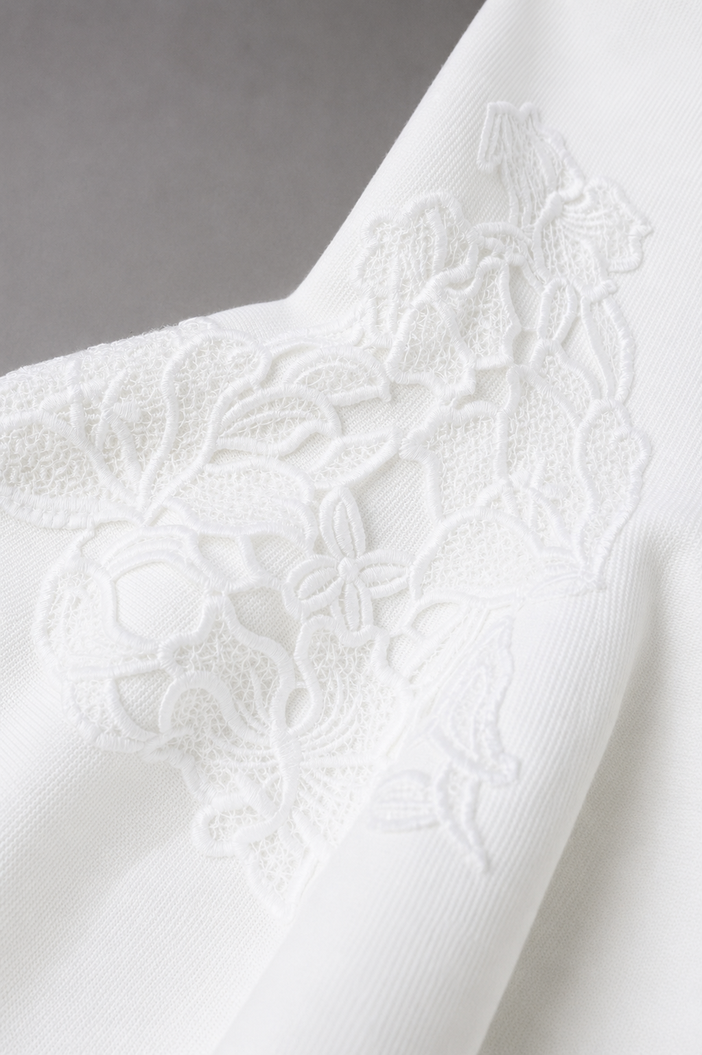 Éloise Fleur Mini Dress
